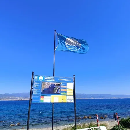 Lägenhet Terra Del Sole Messina